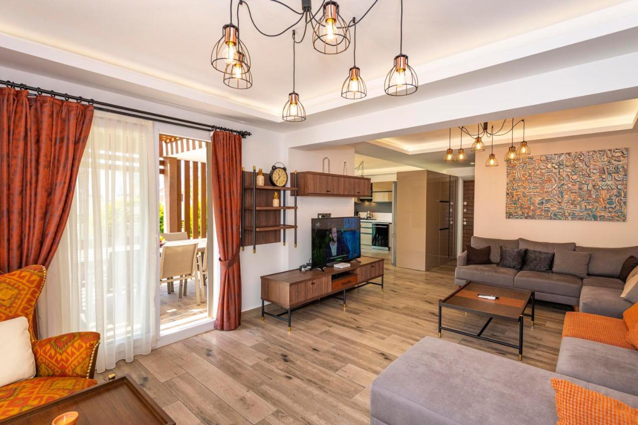 4 Beds, Luxury Holiday Villa In Hisaroenue Oeluedeniz Villa Mia เฟทิเย ภายนอก รูปภาพ