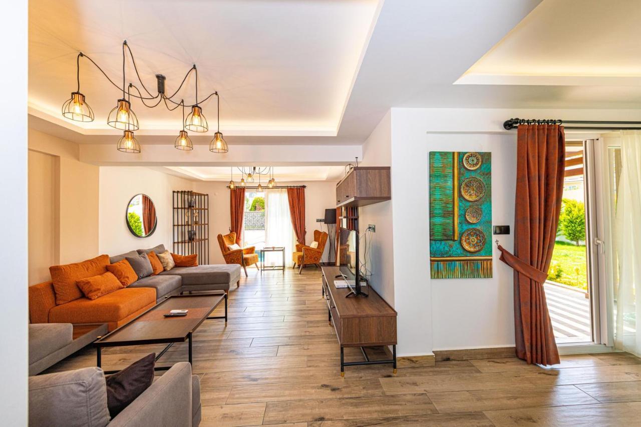 4 Beds, Luxury Holiday Villa In Hisaroenue Oeluedeniz Villa Mia เฟทิเย ภายนอก รูปภาพ
